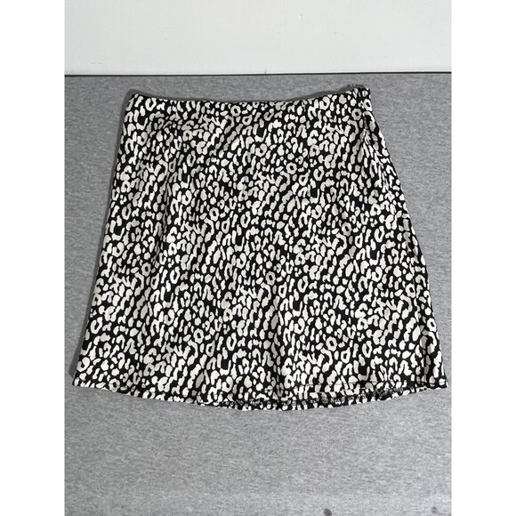 Princess Polly Dresses & Skirts - Princess Polly Skirt Womens 8 Black White Kyoto Mini Animal Print Satin Zip New
